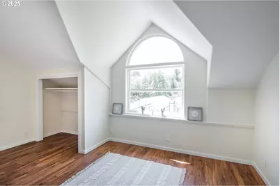 28788 Gimpl Hill Rd, Eugene, OR 97402 - Photo 25