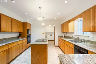 1720 Elgarose Rd, Roseburg, OR 97471 - Photo 15