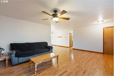 1720 Elgarose Rd, Roseburg, OR 97471 - Photo 7