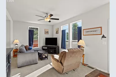 9700 SW Tualatin Rd #12, Tualatin, OR 97062 - Photo 7