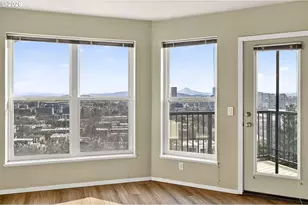 410 NW Uptown Terrace, Portland, OR 97210 - Photo 11