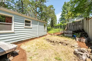 190 W 36th Ave, Eugene, OR 97405 - Photo 27
