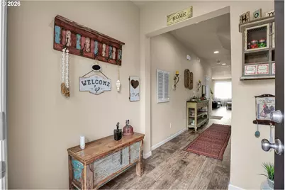 7379 NW 170th Ave, Portland, OR 97229 - Photo 3