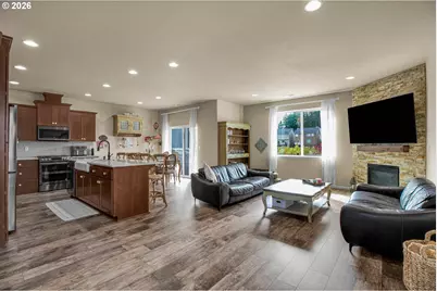 7379 NW 170th Ave, Portland, OR 97229 - Photo 5