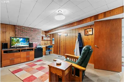 10910 SE Pardee St, Portland, OR 97266 - Photo 33