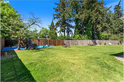 10910 SE Pardee St, Portland, OR 97266 - Photo 41