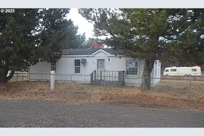 775 Preston Ave, Waitsburg, WA 99361 - Photo 1