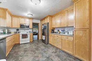 10787 S Heinz Rd, Canby, OR 97013 - Photo 11
