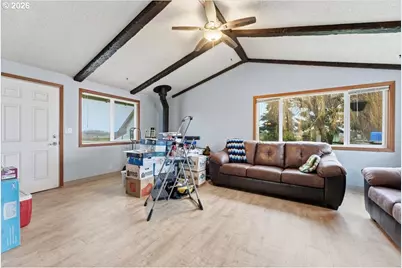 10787 S Heinz Rd, Canby, OR 97013 - Photo 13