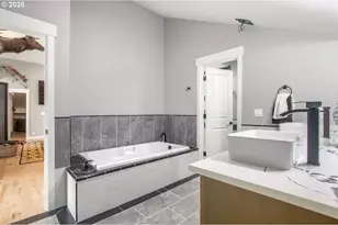 383 W Clackamas Blvd, Gladstone, OR 97027 - Photo 27