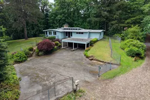 3535 SW Buddington St, Portland, OR 97219 - Photo 3