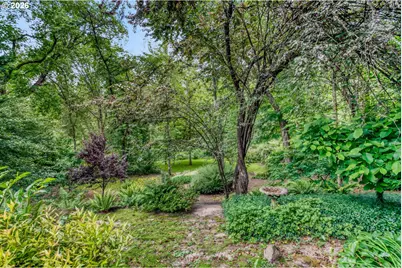 8015 SW Fairway Dr, Portland, OR 97225 - Photo 27