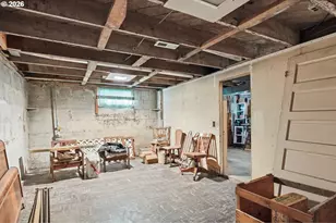 805 E 12th St, The Dalles, OR 97058 - Photo 29