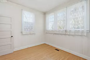 805 E 12th St, The Dalles, OR 97058 - Photo 19