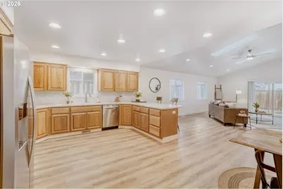 18000 NE 27th St, Vancouver, WA 98684 - Photo 11