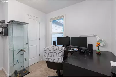 886 SW Birch St, Dallas, OR 97338 - Photo 9