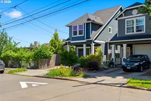 9578 N Burr Ave, Portland, OR 97203 - Photo 3