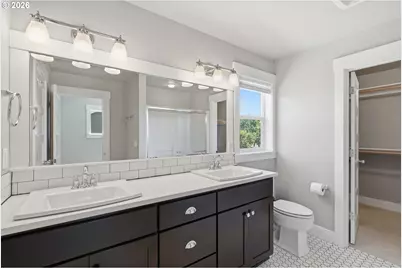 9578 N Burr Ave, Portland, OR 97203 - Photo 19