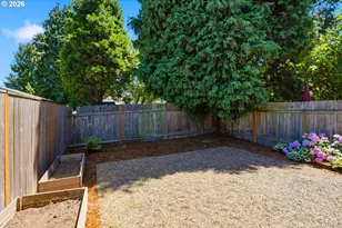 9578 N Burr Ave, Portland, OR 97203 - Photo 31