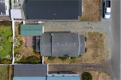 210 Cypress Ave, Garibaldi, OR 97118 - Photo 27