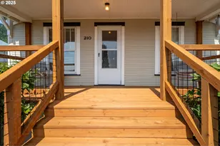 210 Cypress Ave, Garibaldi, OR 97118 - Photo 5