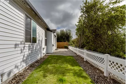5398 Donohoe Ave, Eugene, OR 97402 - Photo 21