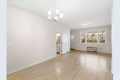 10843 E Burnside St, Portland, OR 97216 - Photo 17