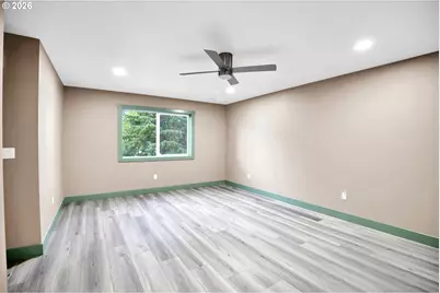 706 S 8th Ave, Cornelius, OR 97113 - Photo 9