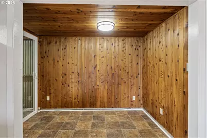 1063 S 4th St, Coos Bay, OR 97420 - Photo 17