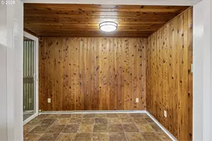 1063 S 4th St, Coos Bay, OR 97420 - Photo 17