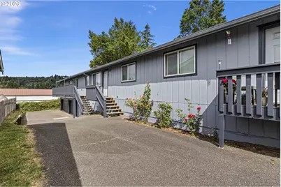 1063 S 4th St, Coos Bay, OR 97420 - Photo 3