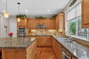 12026 SW Surrey St, Wilsonville, OR 97070 - Photo 7