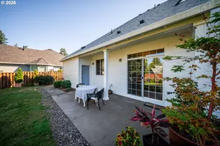 12132 Hazel Park Dr, Oregon City, OR 97045 - Photo 25
