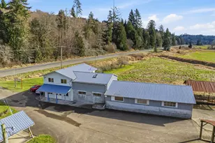 957 W State Route 4, Cathlamet, WA 98612 - Photo 1