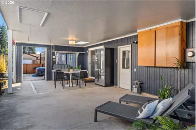 2817 NE Meadow Ct, Hillsboro, OR 97124 - Photo 23