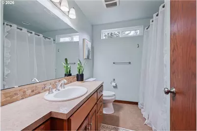 13905 NE 326th St, Battle Ground, WA 98604 - Photo 17