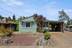 324 W Berdine St, Roseburg, OR 97471 - Photo 1