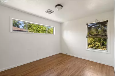 324 W Berdine St, Roseburg, OR 97471 - Photo 31