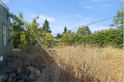 324 W Berdine St, Roseburg, OR 97471 - Photo 39