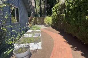 2280 Tabor St, Eugene, OR 97401 - Photo 45