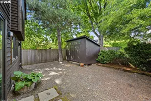 2611 SE 51st Ave, Portland, OR 97206 - Photo 9