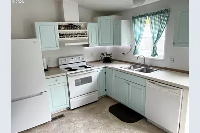 63431 Jerome Rd, Coos Bay, OR 97420 - Photo 5