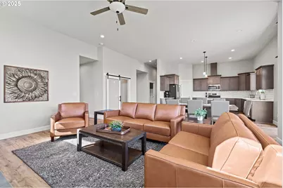 833 E Autumn Ave, Hermiston, OR 97838 - Photo 5