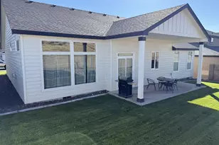 833 E Autumn Ave, Hermiston, OR 97838 - Photo 19