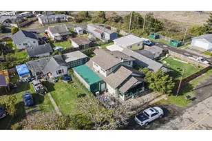 63776 Flanagan Rd, Coos Bay, OR 97420 - Photo 35