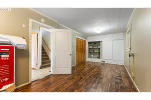 63776 Flanagan Rd, Coos Bay, OR 97420 - Photo 17