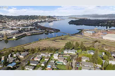 63776 Flanagan Rd, Coos Bay, OR 97420 - Photo 37