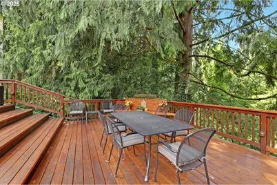 1933 SW Broadleaf Dr, Portland, OR 97219 - Photo 19