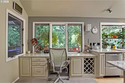 1933 SW Broadleaf Dr, Portland, OR 97219 - Photo 15