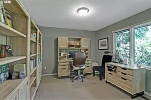 1933 SW Broadleaf Dr, Portland, OR 97219 - Photo 25